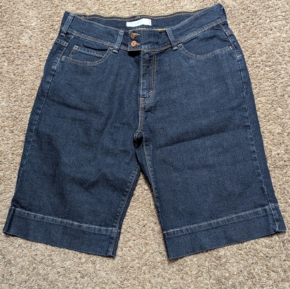 Levi's Bermuda For Women Size 12